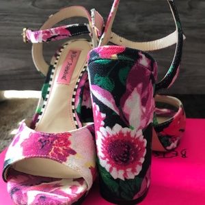Floral heels